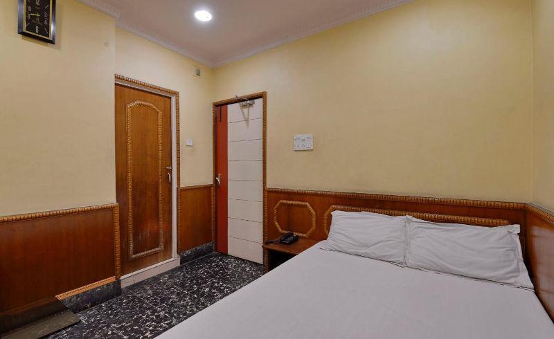 Hotel Heera Kolkata Exterior photo